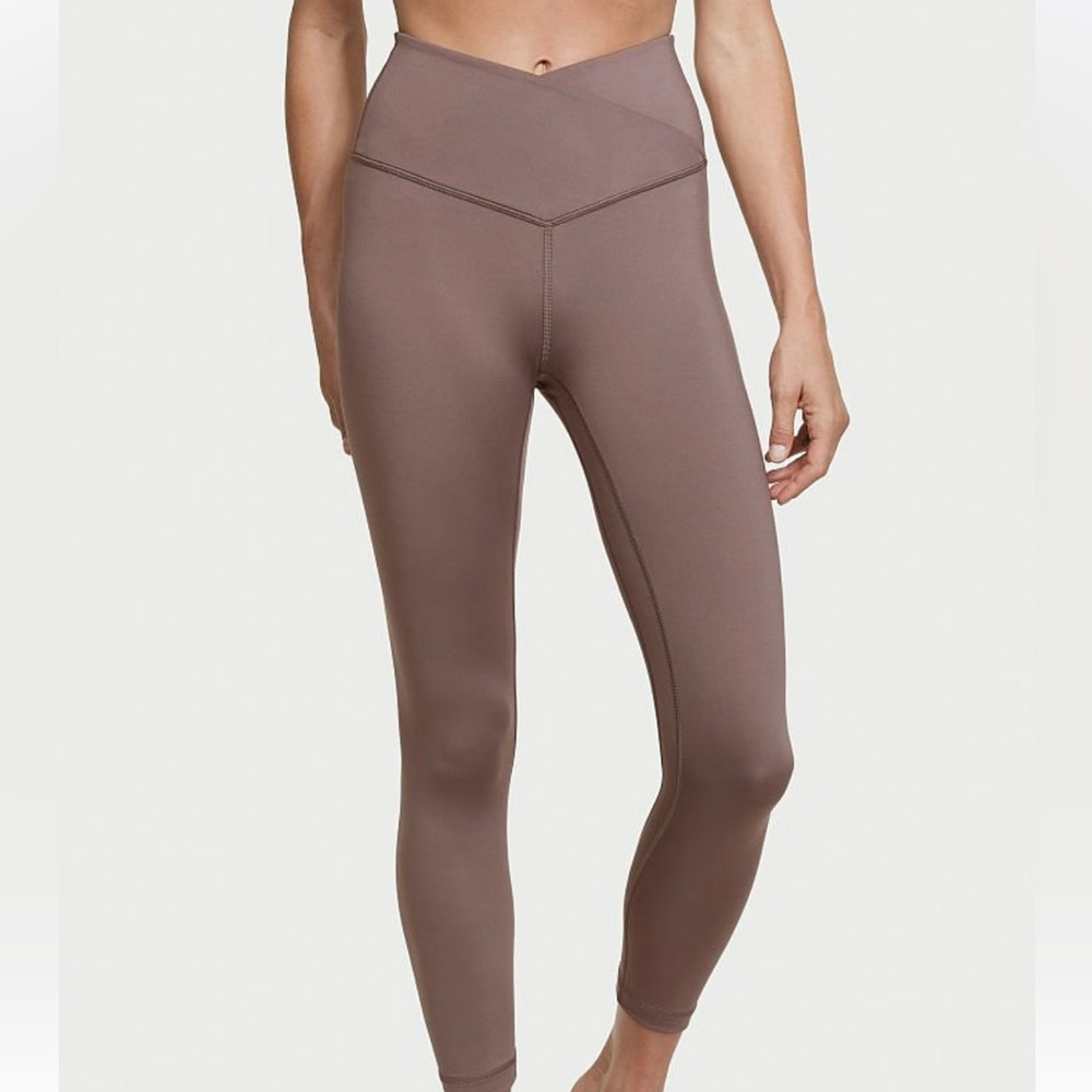 Victoria's Secret High-Rise V-Waist Leggings in Mauve Taupe